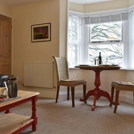 Holiday home The Garden - Uk32517