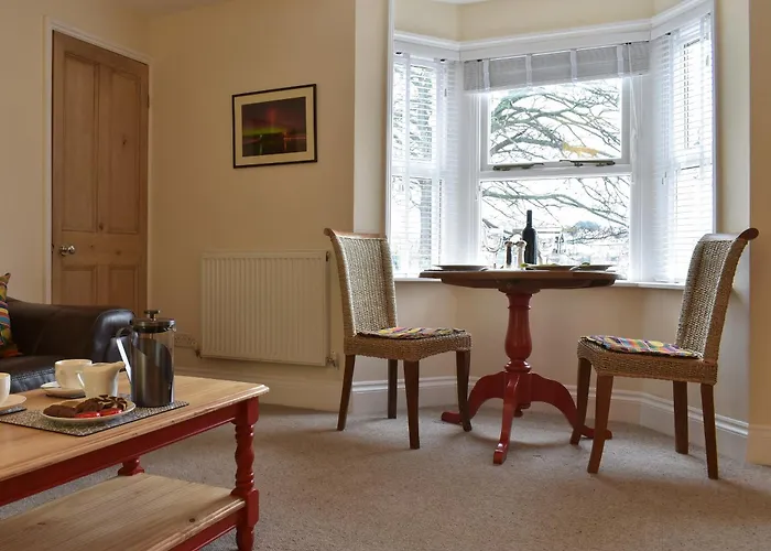 Holiday home The Garden - Uk32517